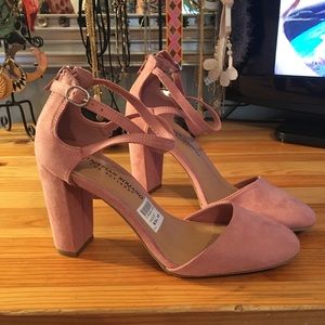 Strappy Pink suede pumps SIZE 7. Worn once!